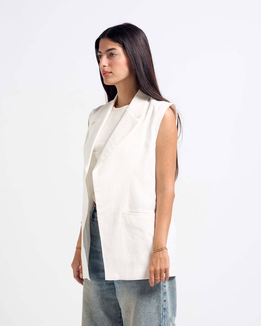 The Promotion Linen Vest